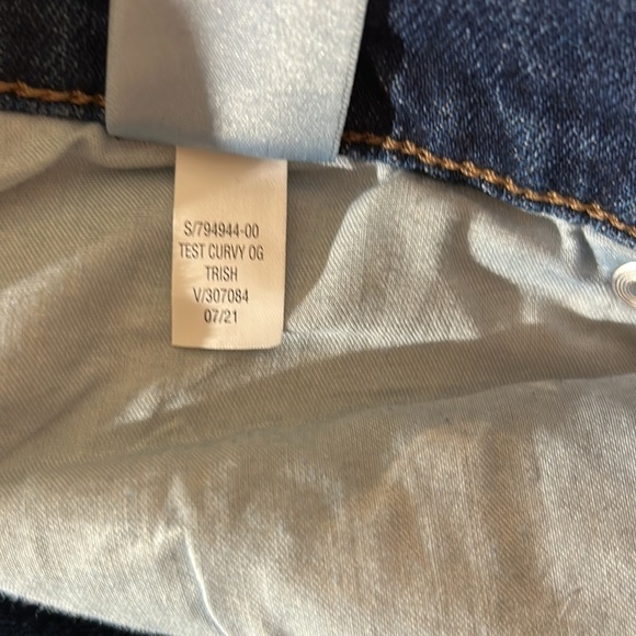 Old Navy Extra High Rise Curvy Sky Hi Straight Jean Secret Slim Pockets‎ Size 28 - Picture 9 of 11